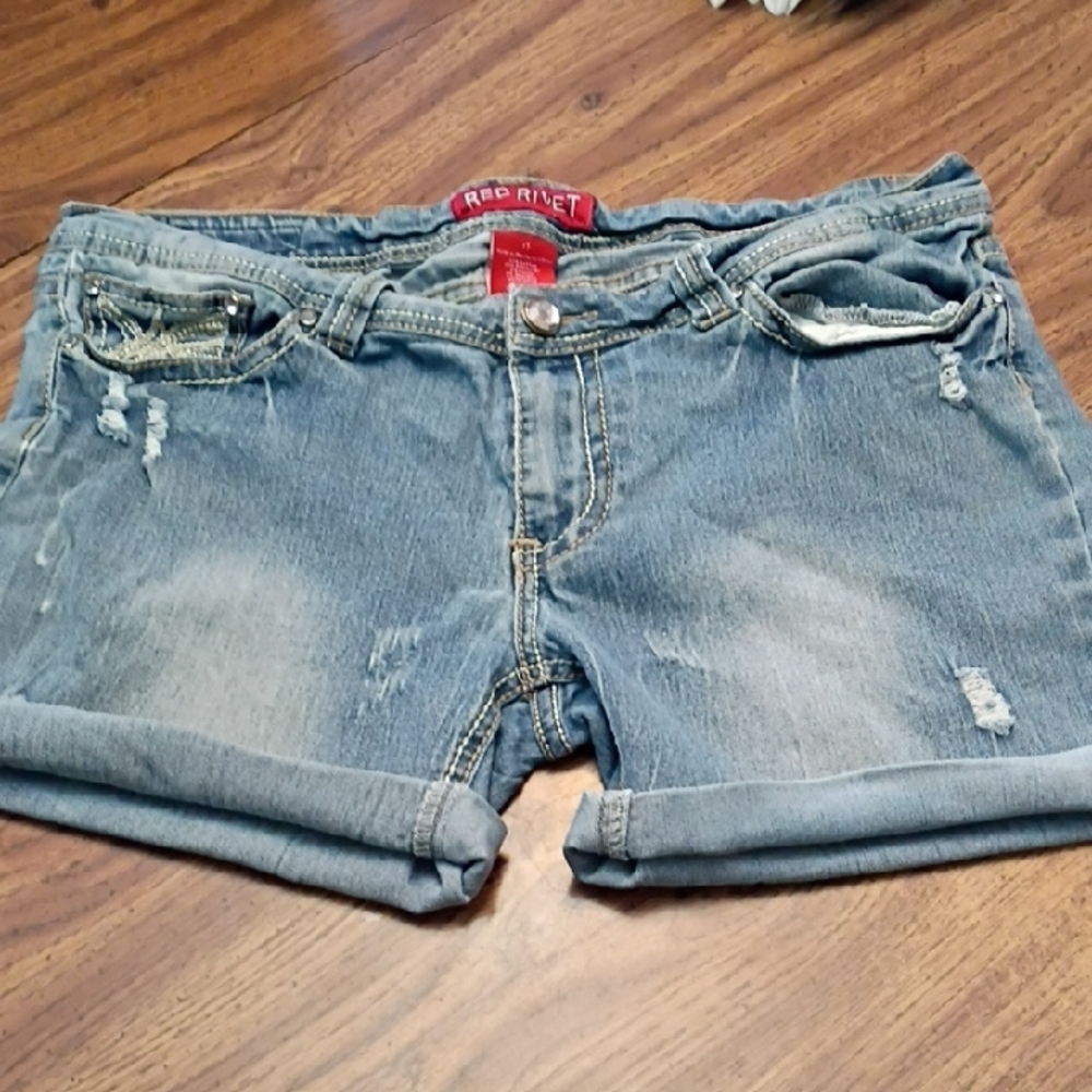 🔥Red Rivet Light Blue Distressed Denim Shorts Women's Size 17 - Picture 10 of 13